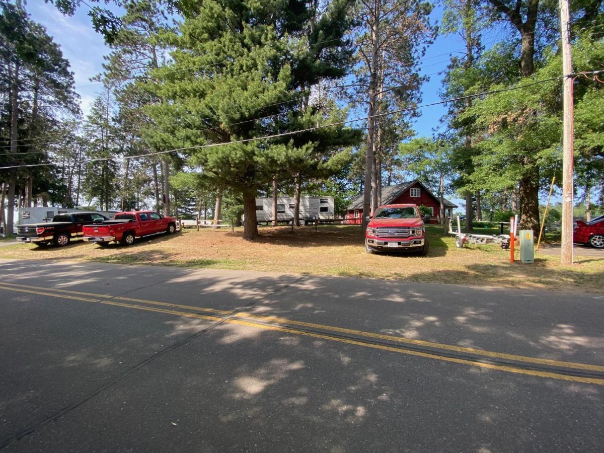 Rainbow'S End Resort Camp Chetek Exterior photo